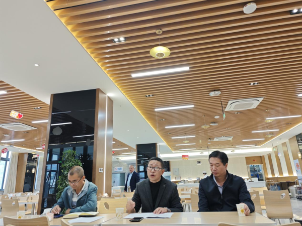 学习学校第三次党代会1 学习学校第三次党代会1