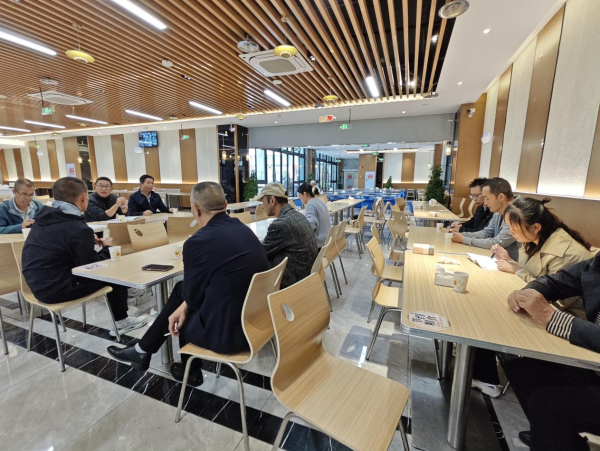 学习学校第三次党代会2 学习学校第三次党代会2