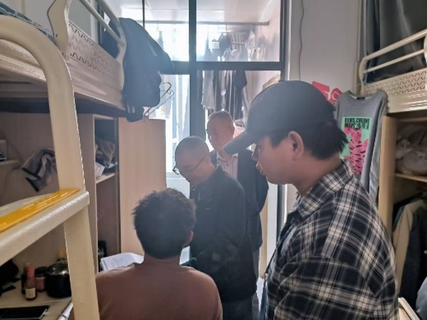 宿舍检查2 宿舍检查2