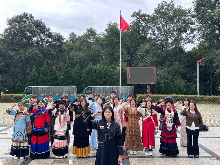 团员宣誓 团员宣誓