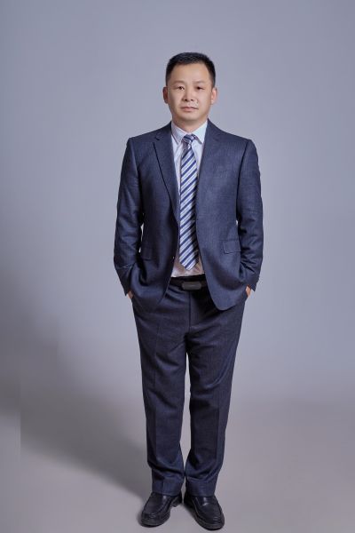 李佩华(1) 李佩华(1)